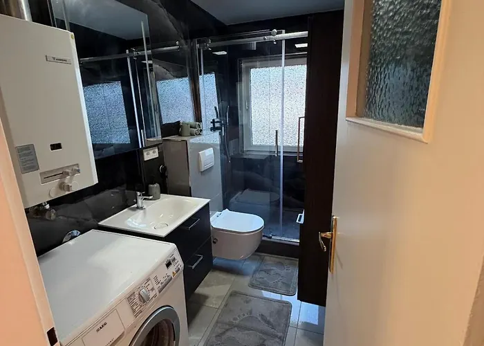 Oe Signature Living, 3 Buisness Apartman *