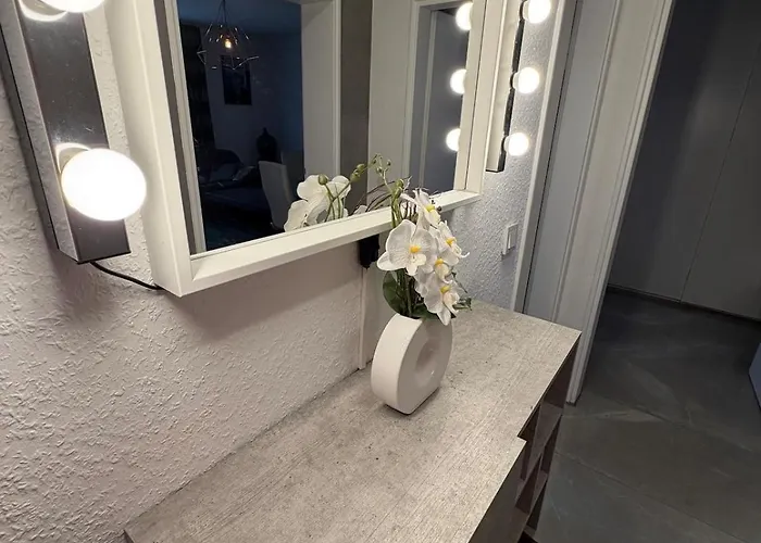 Apartman Oe Signature Living, 3 Buisness