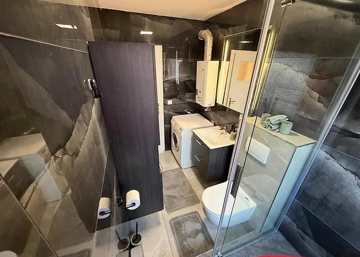 Oe Signature Living, 3 Buisness Apartman